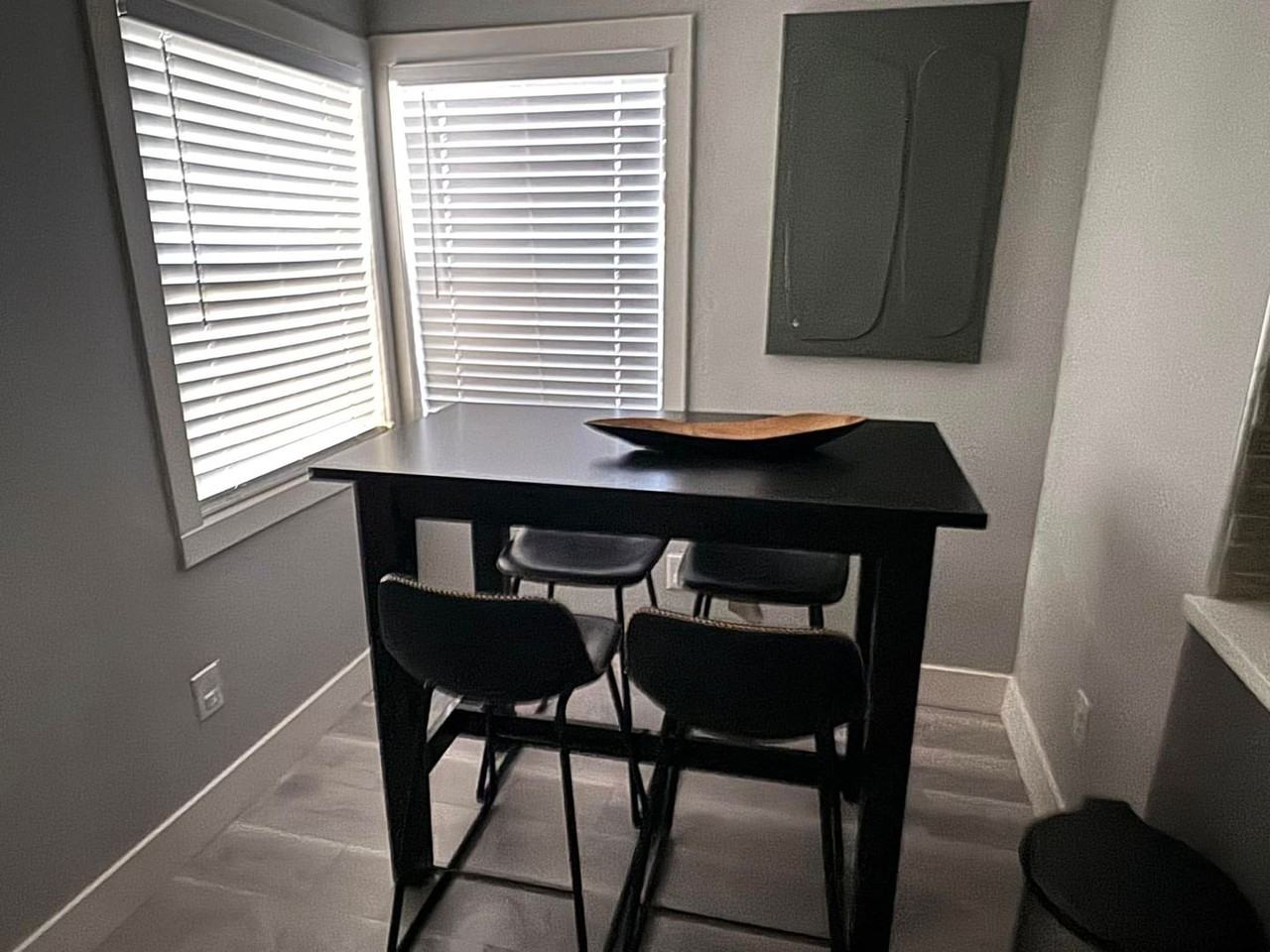 2920 44th St - Photo 6 of 11