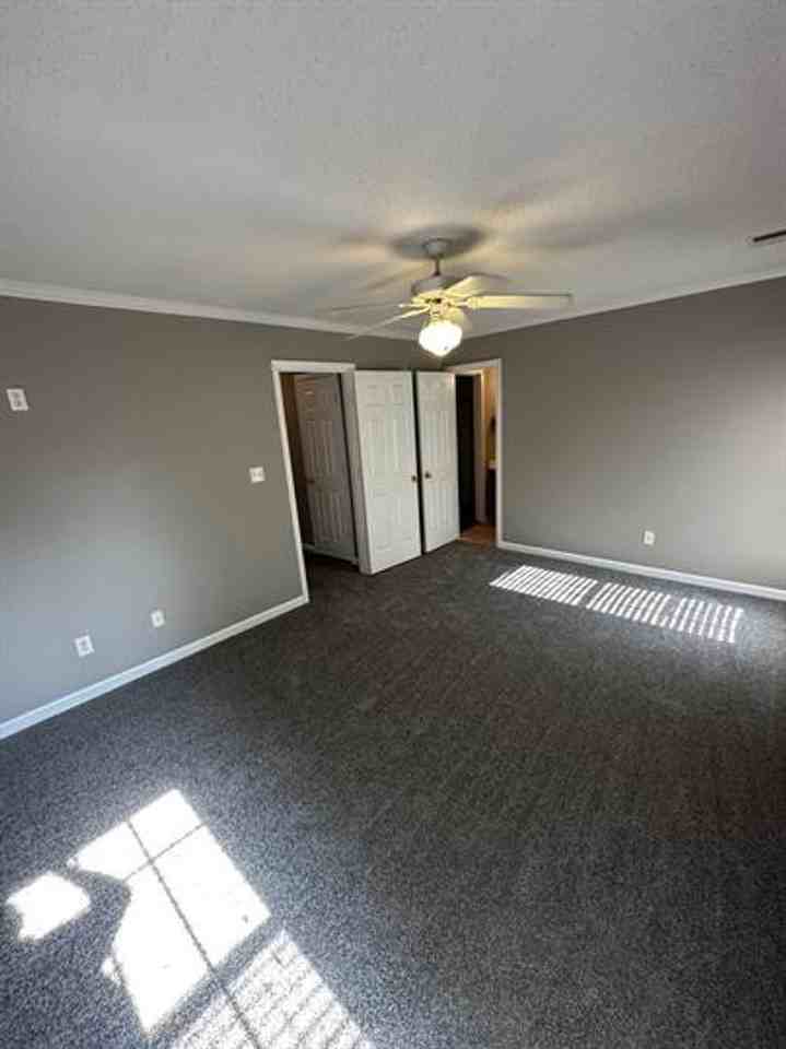 2715 Longshadow Ln - Photo 3 of 17
