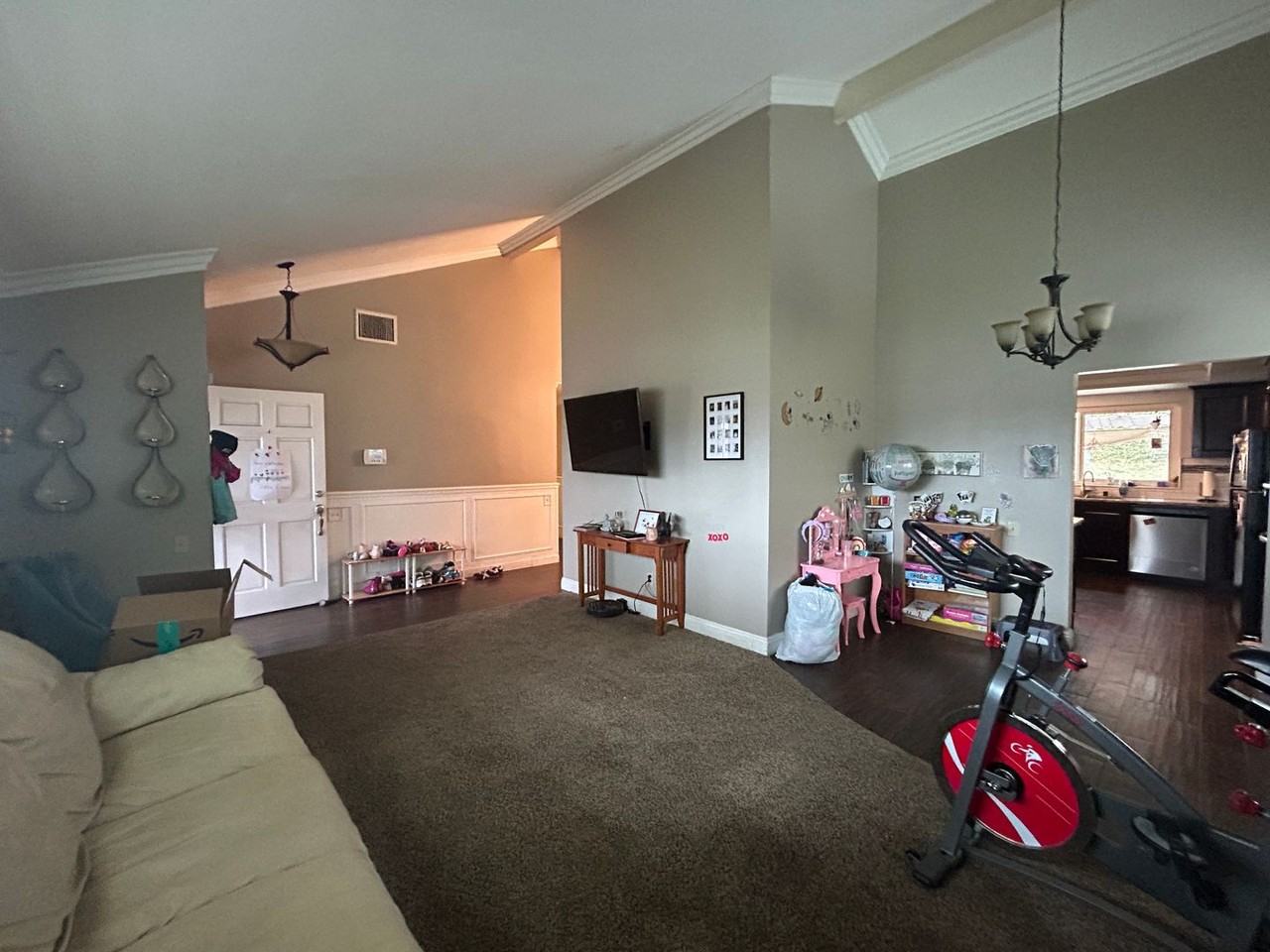 1704 Buckeye St - Photo 3 of 20