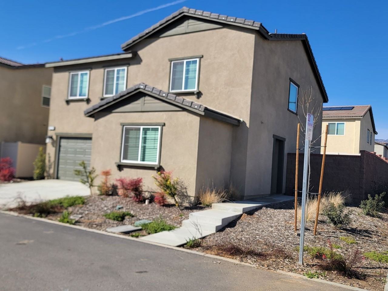 1029 Rockcress Ln - Photo 2 of 21