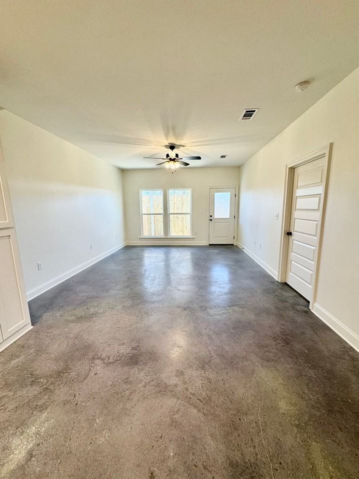 8073 Arnold Rd - Photo 5 of 16