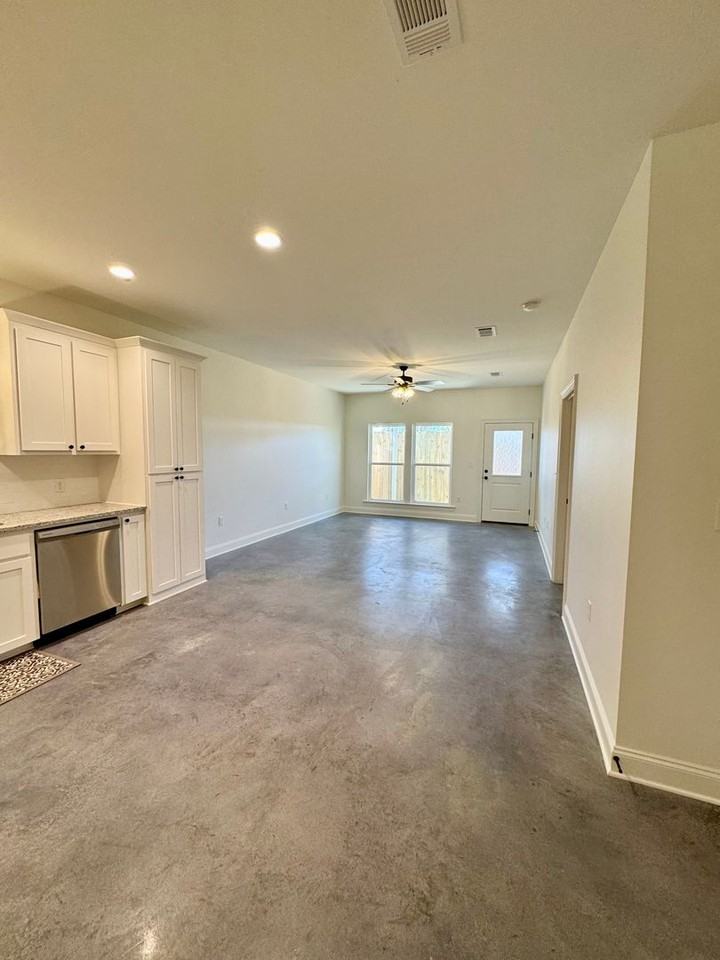 8073 Arnold Rd - Photo 7 of 17