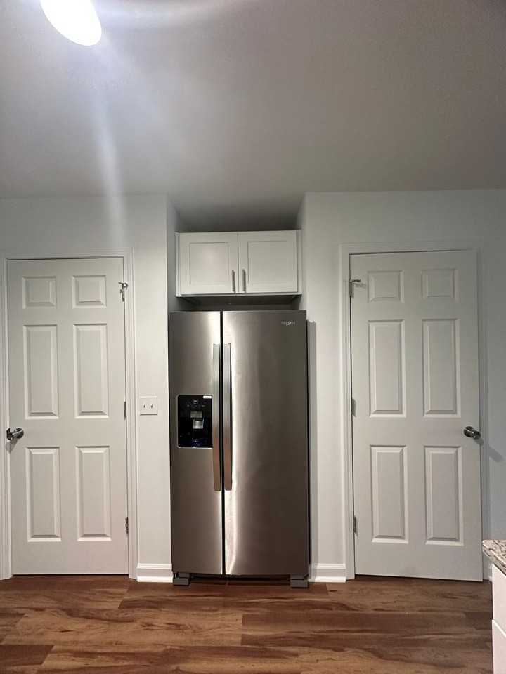 221 Charleston Dr - Photo 7 of 26