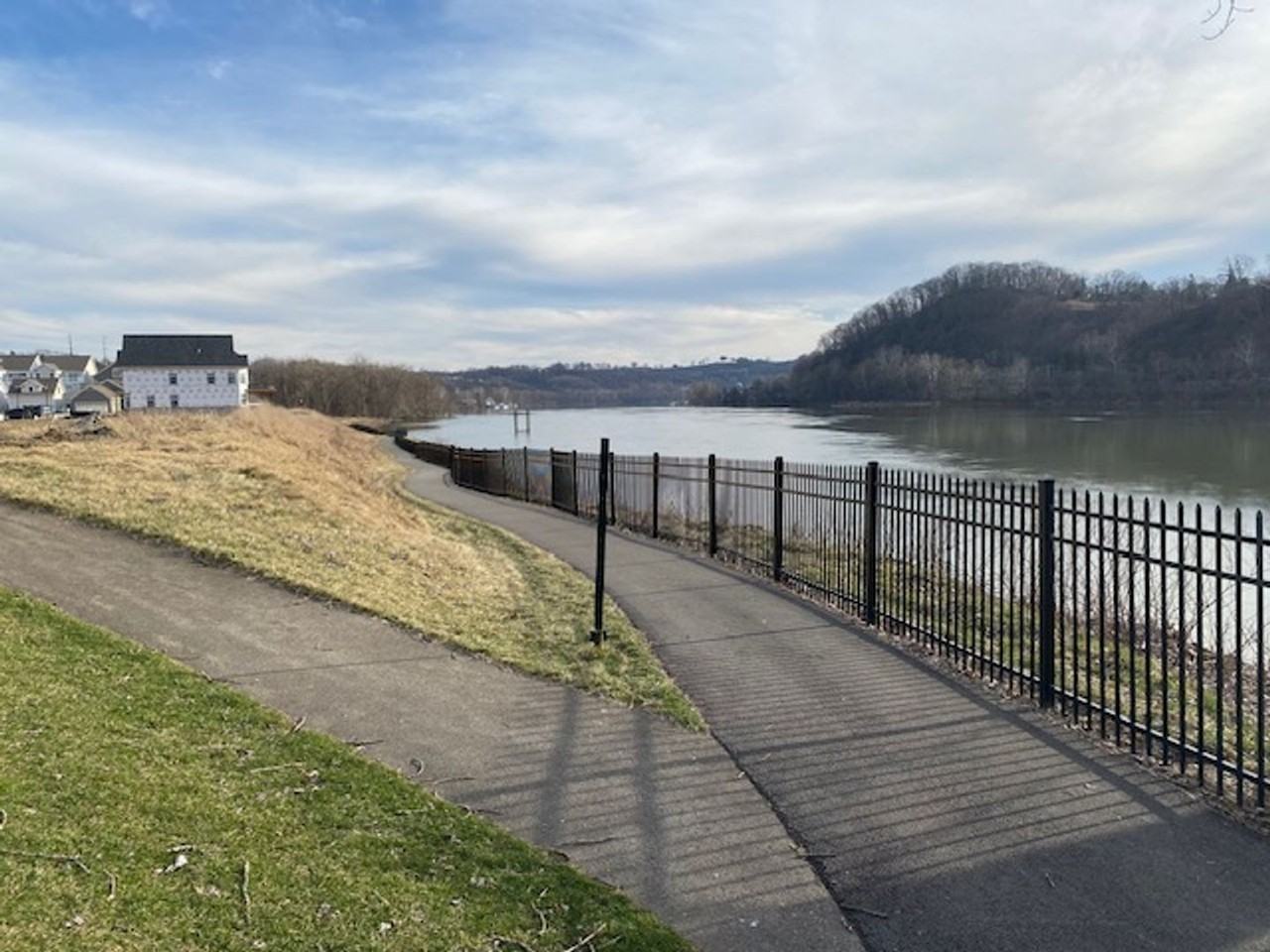 229 College Ave - Photo 2 of 7