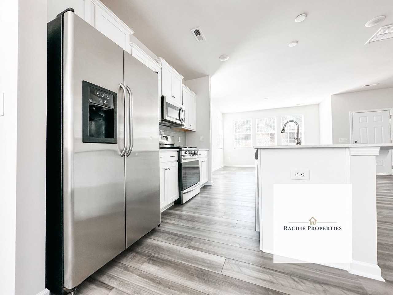 1 Trakas Ct - Photo 3 of 14