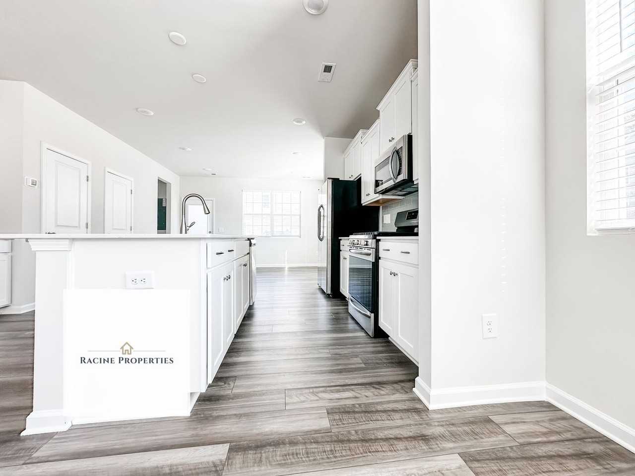 1 Trakas Ct - Photo 5 of 14