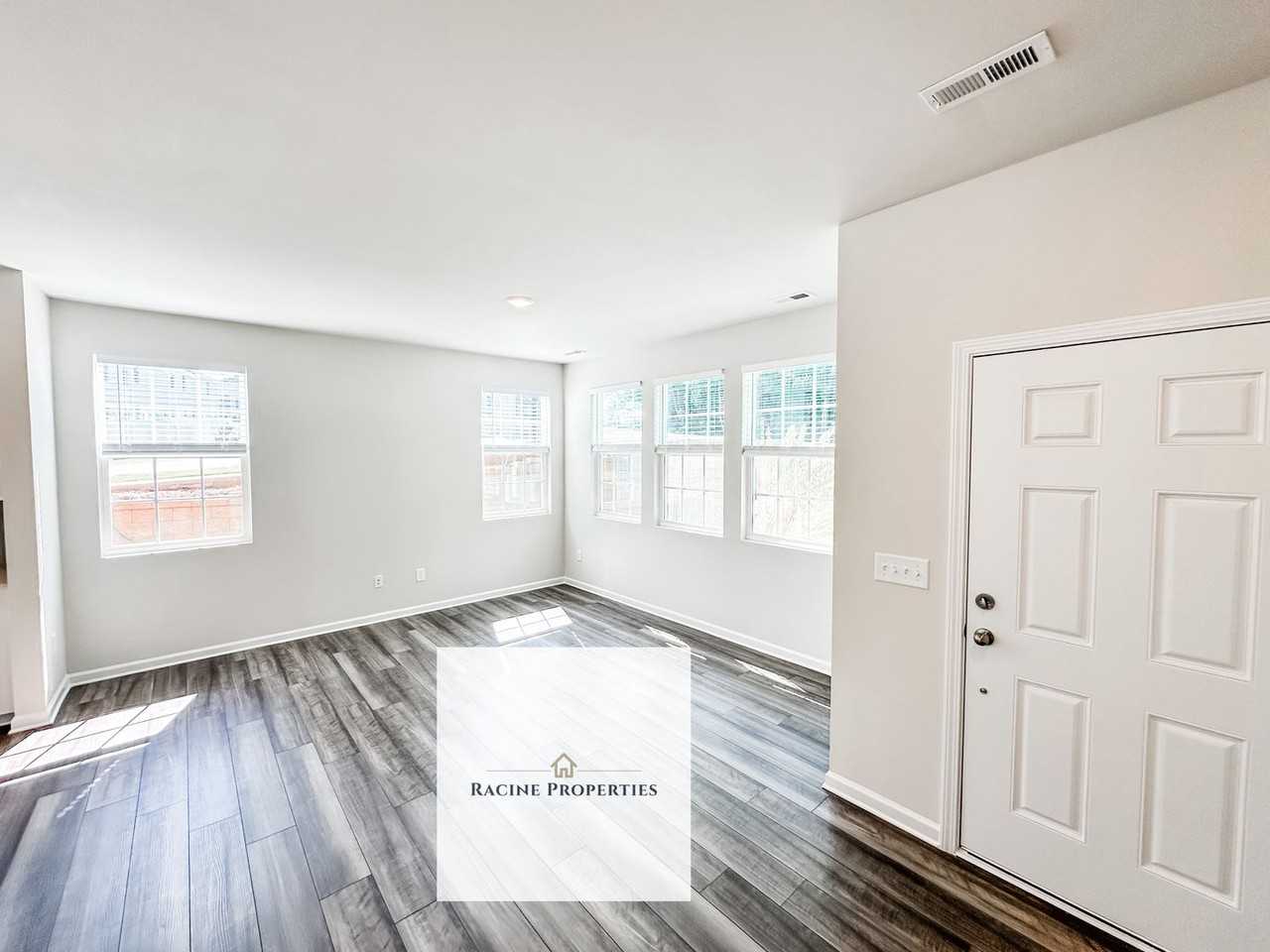 1 Trakas Ct - Photo 6 of 14