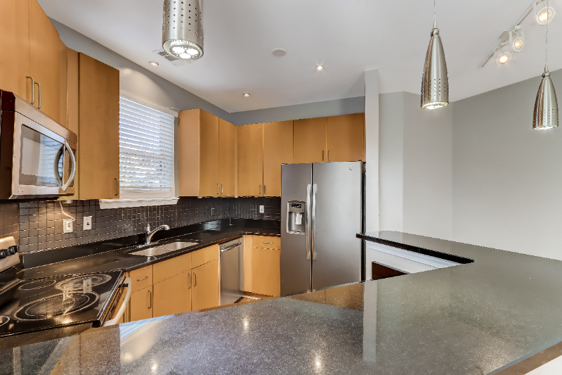 435 Highland Ave Ne #1121 - Photo 6 of 20