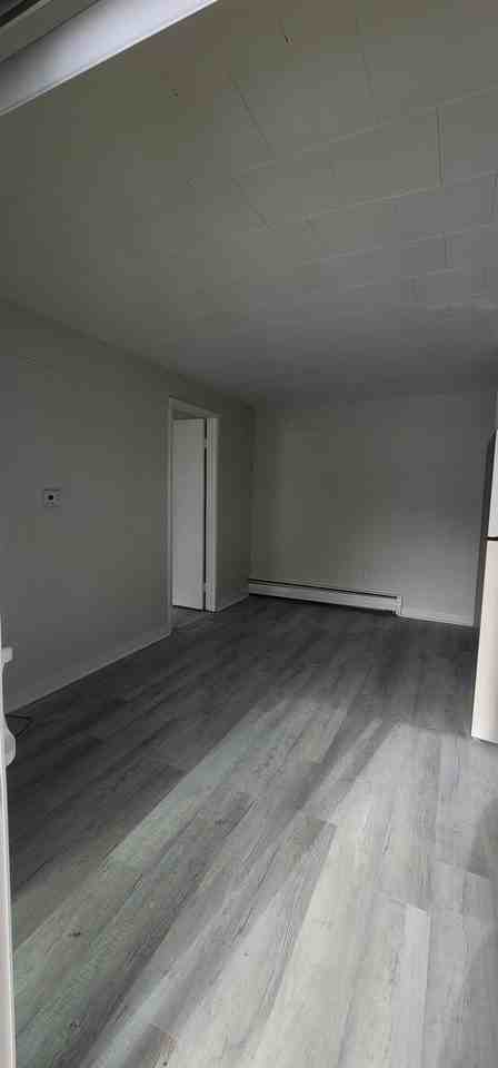 161 Gale Avenue - Photo 4 of 22