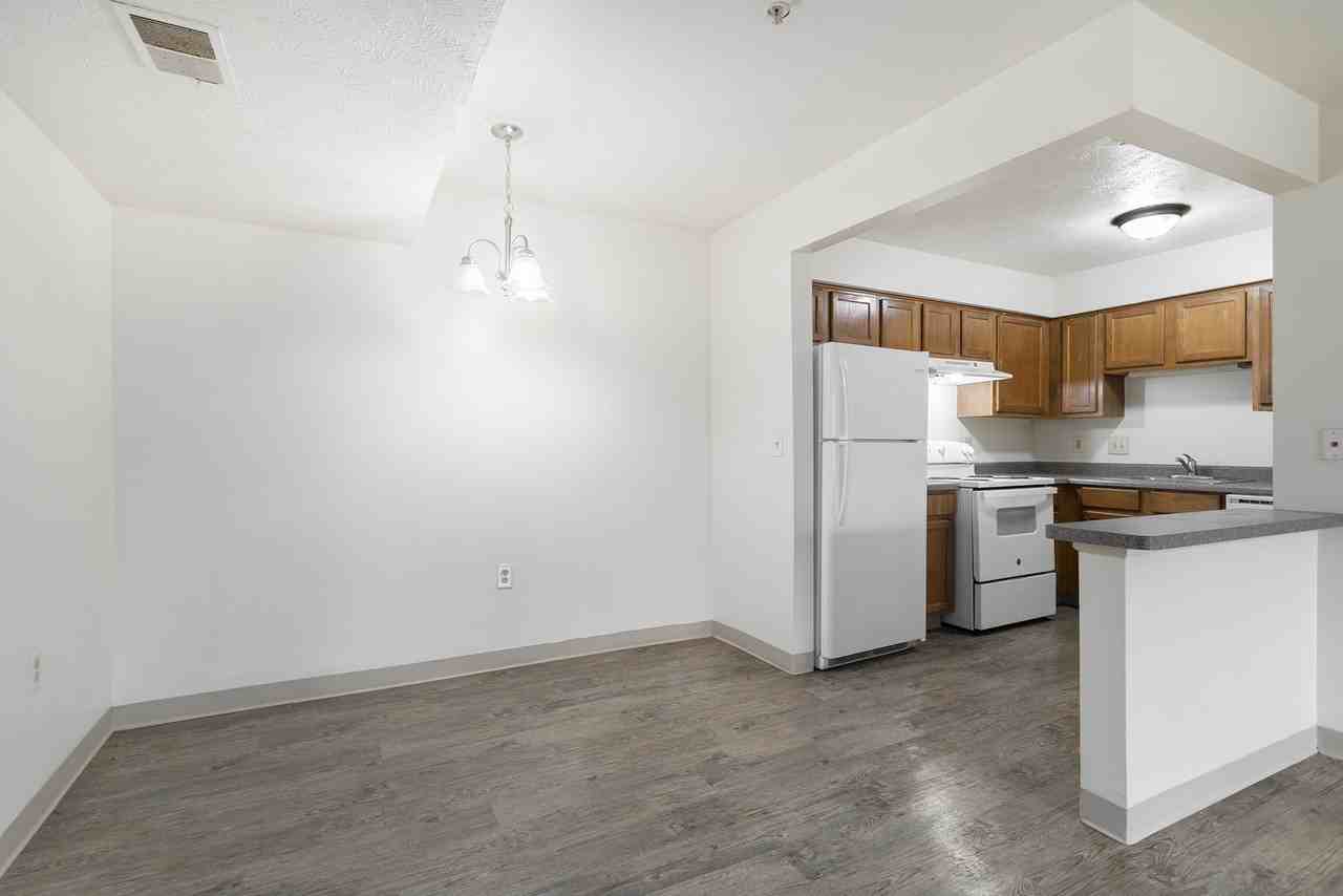 54 Springview Drive - Photo 5 of 50