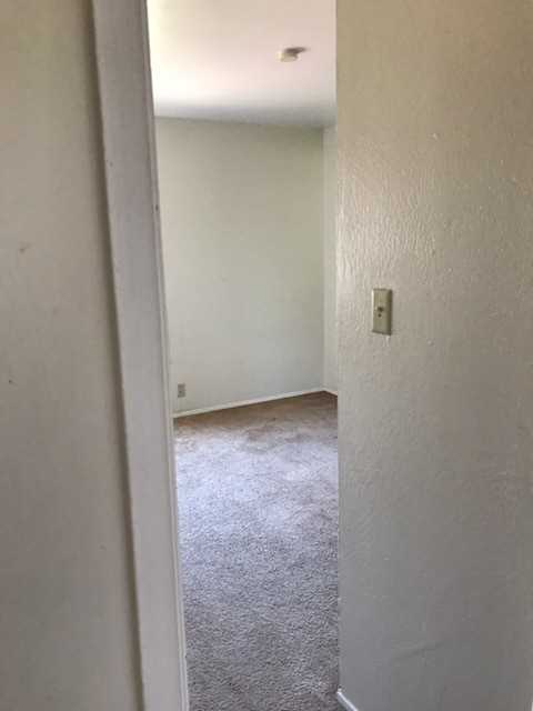 2740 College Ave. - Photo 5 of 42