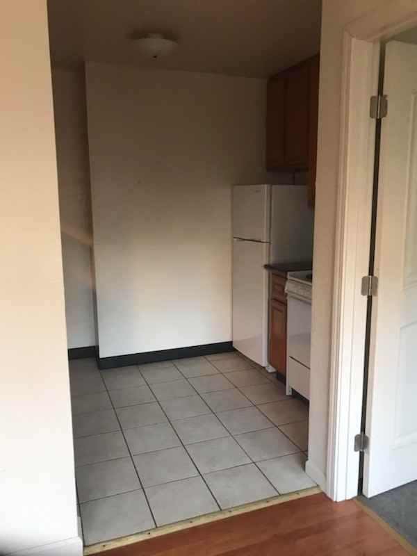 2740 College Ave. - Photo 6 of 42