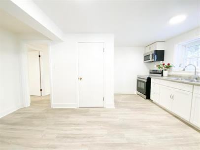 539 Victoria Street - Photo 2 of 8