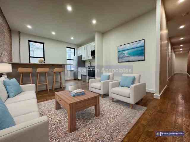 452 Fort Washington Ave