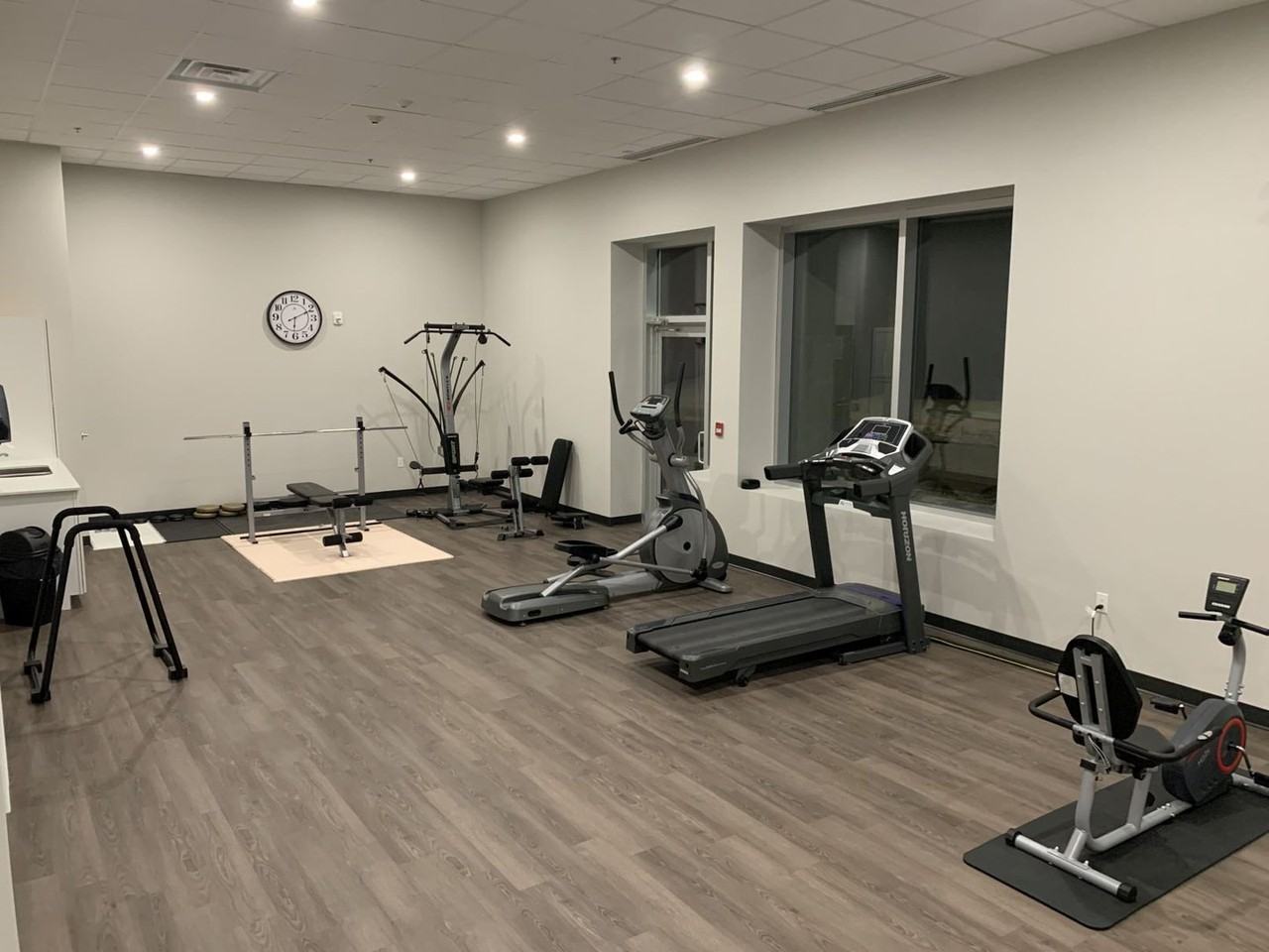 50 Hickory St W - Photo 5 of 8