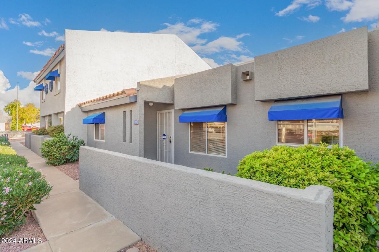 220 N 22nd Pl #1109 - Photo 2 of 35