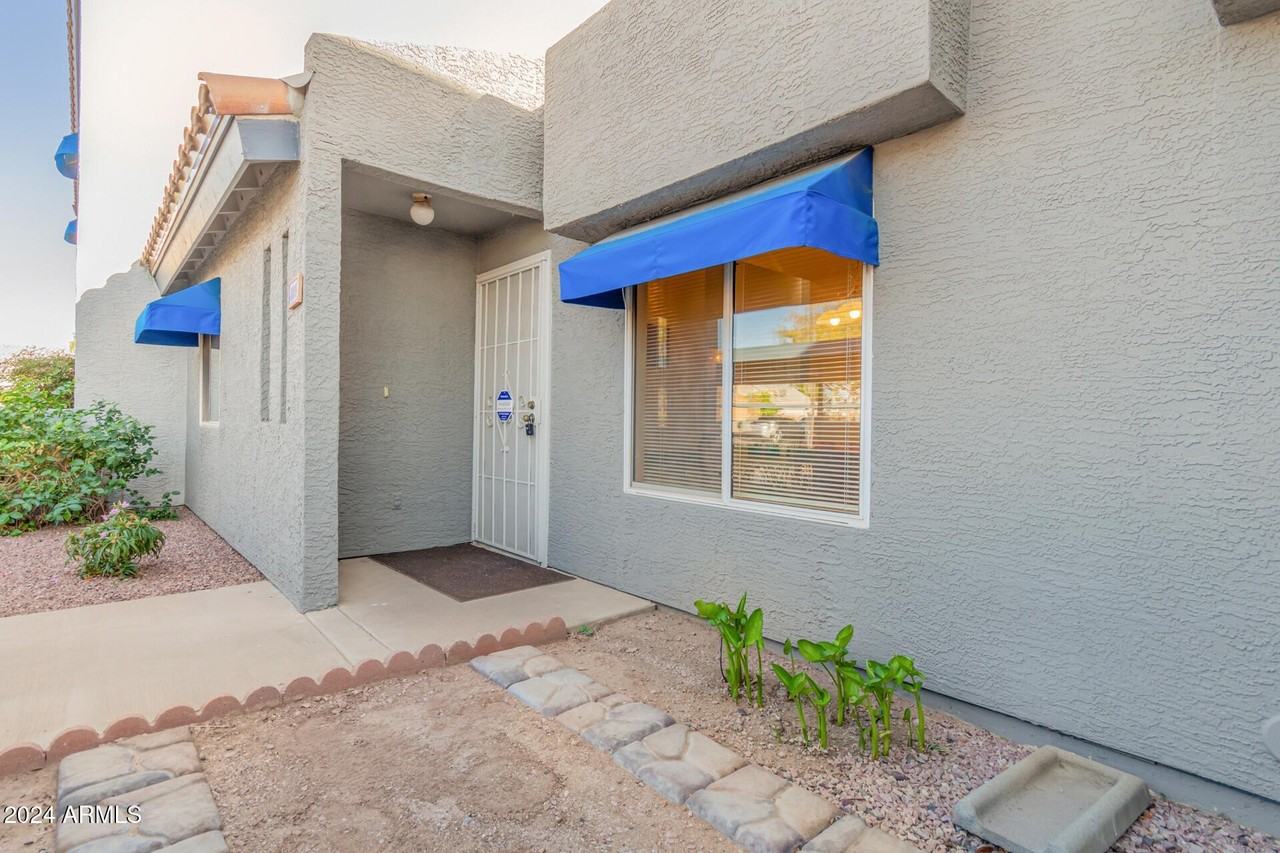 220 N 22nd Pl #1109 - Photo 5 of 35