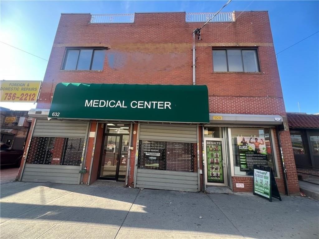 632 Utica Ave - Photo 2 of 12