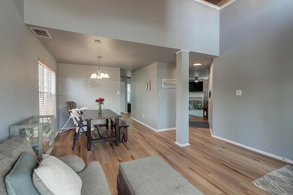 7846 Falcon Dr - Photo 4 of 33