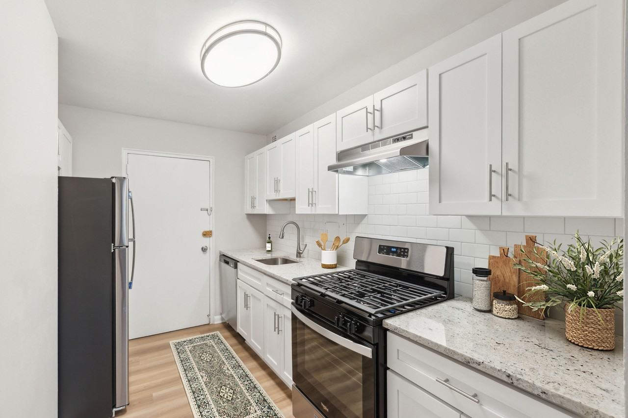 The Jefferson, an Eagle Rock Community - Photo 6 of 27