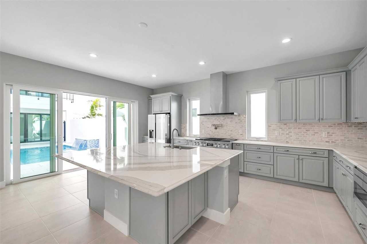 6023 Cat Claw Ln - Photo 6 of 44