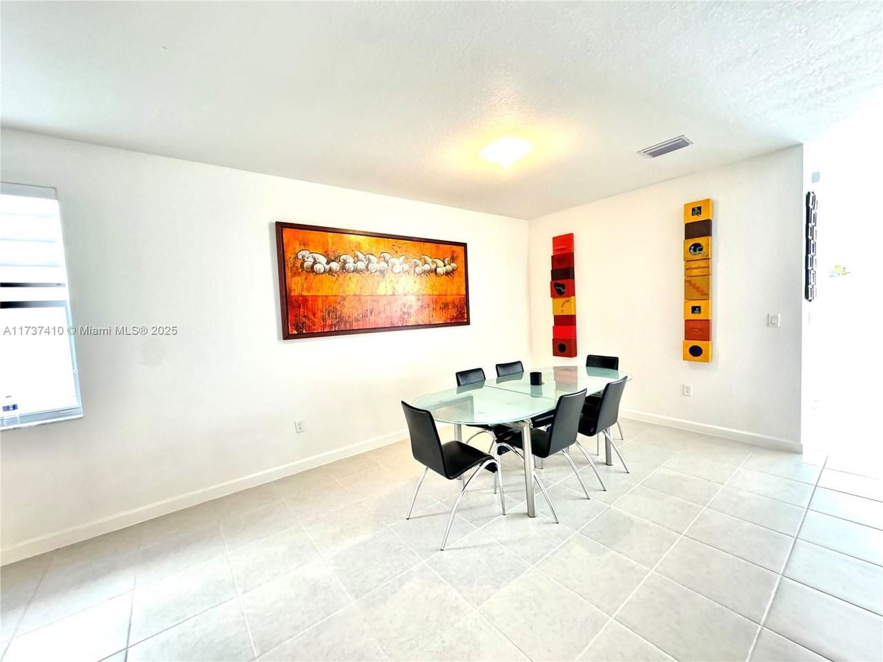 Se 25th Ave - Photo 3 of 8