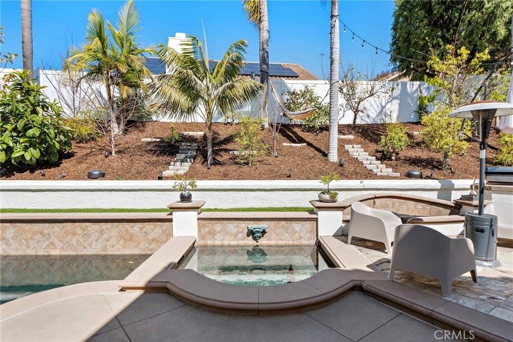 2200 Via Iris - Photo 7 of 30