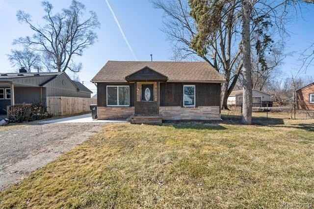 22027 Springbrook Ave