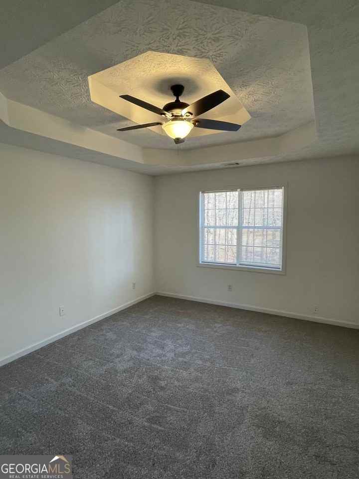 30 Spring Valley Cv - Photo 4 of 11