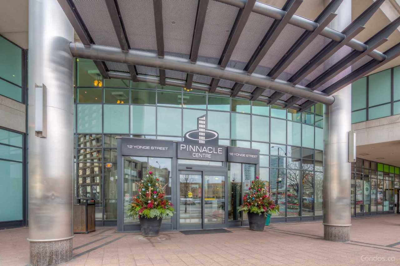 Pinnacle I - 16 Yonge #11295 - Photo 2 of 2