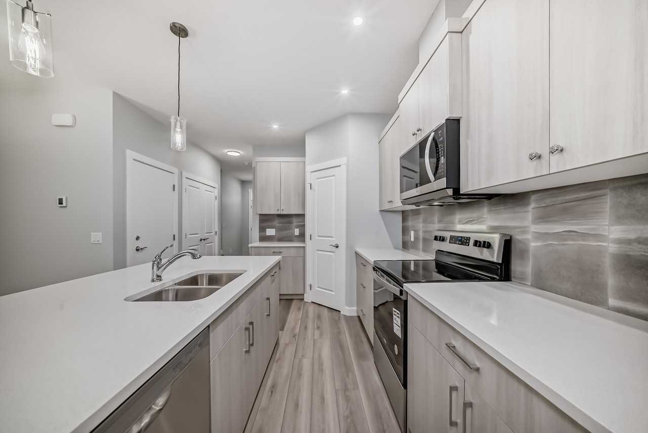 65 Lucas Way Nw Uppr - Photo 3 of 39