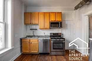 2609 W Thomas St #2R - Photo 1 of 1