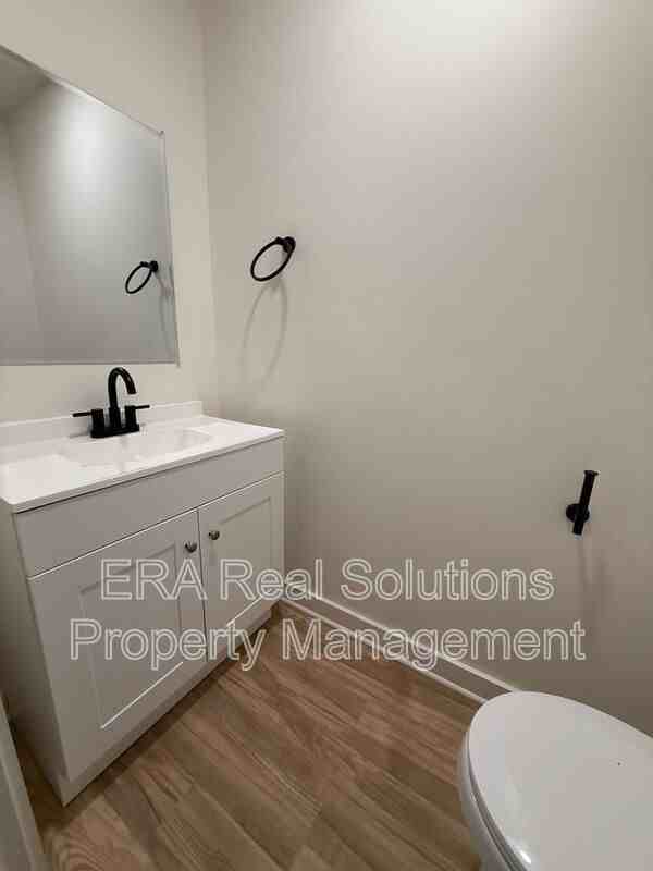 847 Heyl Ave - Photo 7 of 15