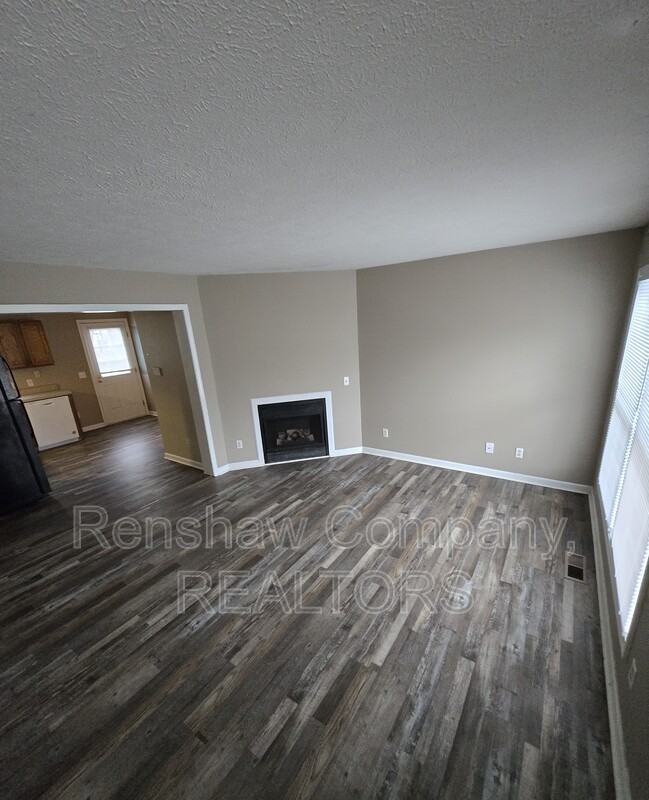 149 Cloverdale St - Photo 2 of 13