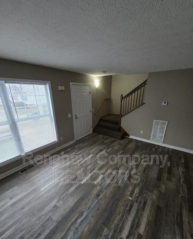 149 Cloverdale St - Photo 3 of 13