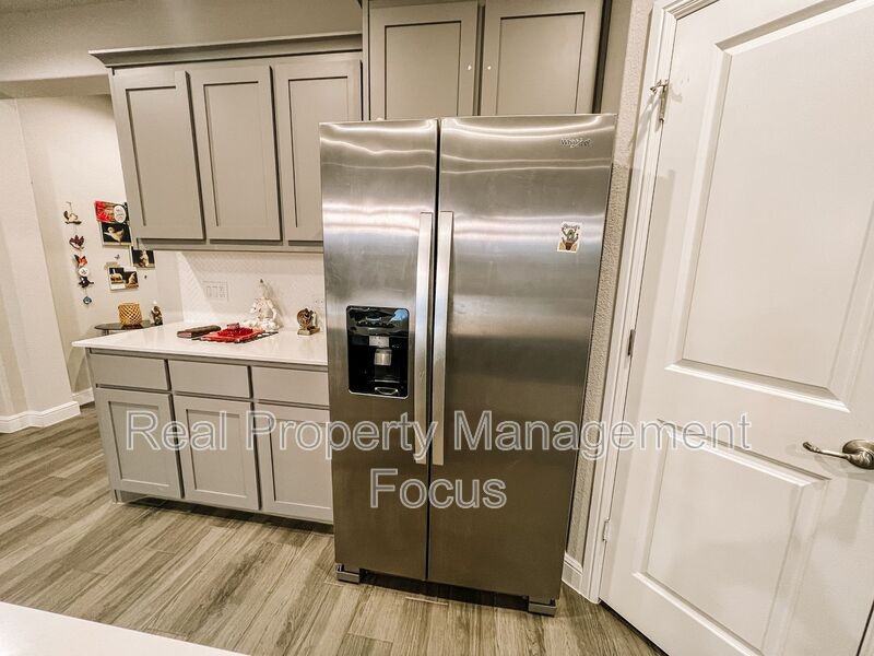 5516 Nelson Pkwy - Photo 5 of 24