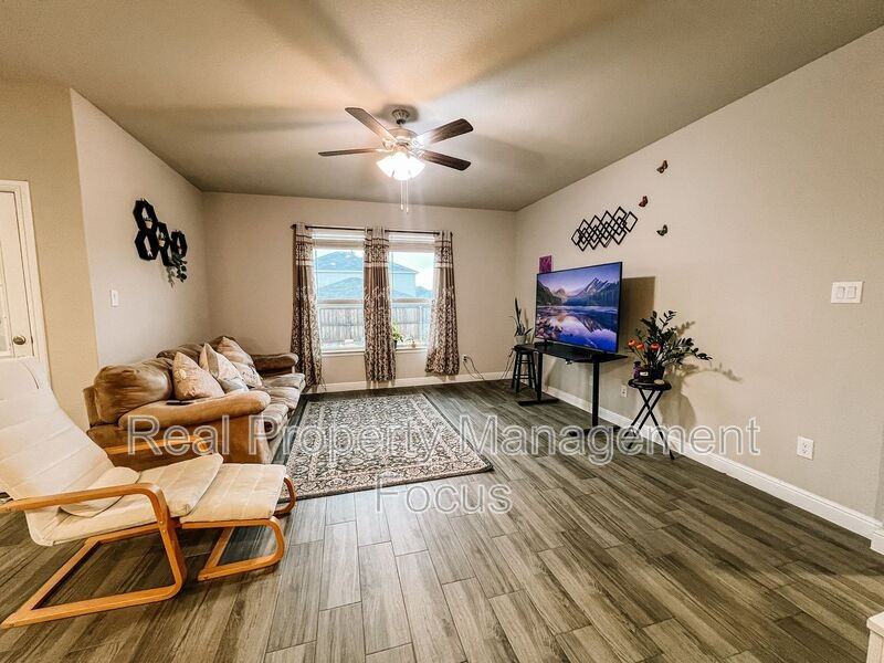 5516 Nelson Pkwy - Photo 7 of 24