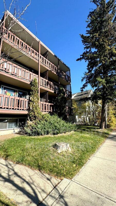 322 6 Ave Ne #41 - Photo 2 of 9