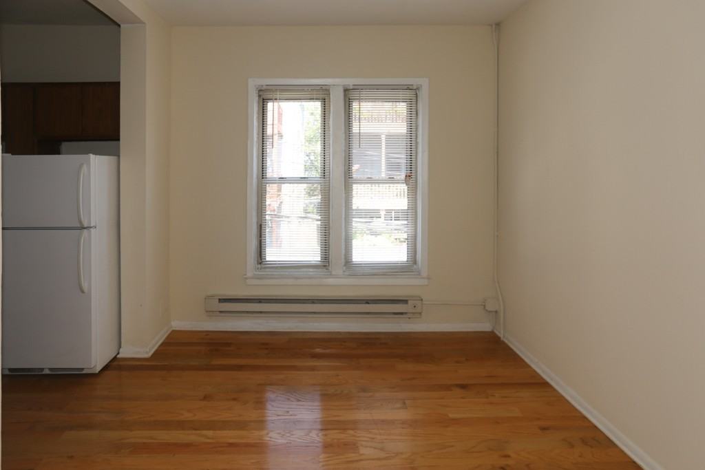 BARRY + BROADWAY #1N - Photo 5 of 15