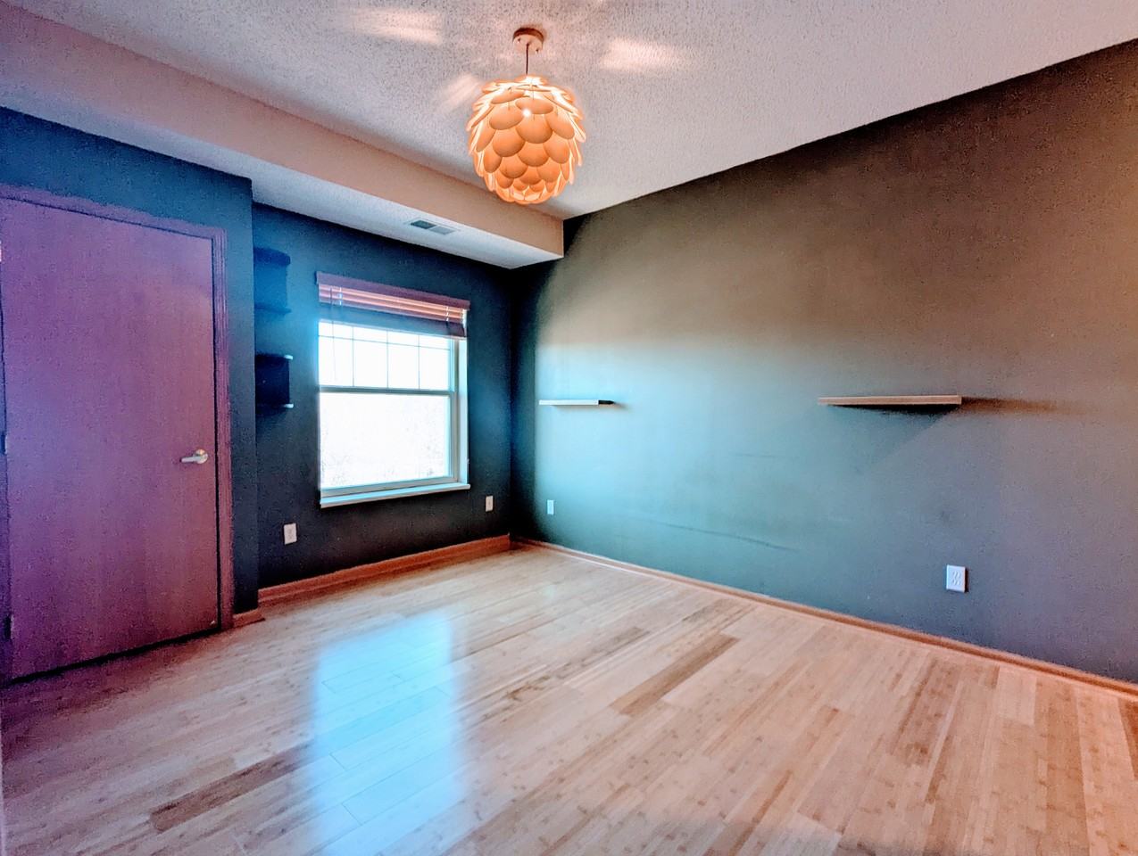 4824 E 53rd St #405 - Photo 5 of 20