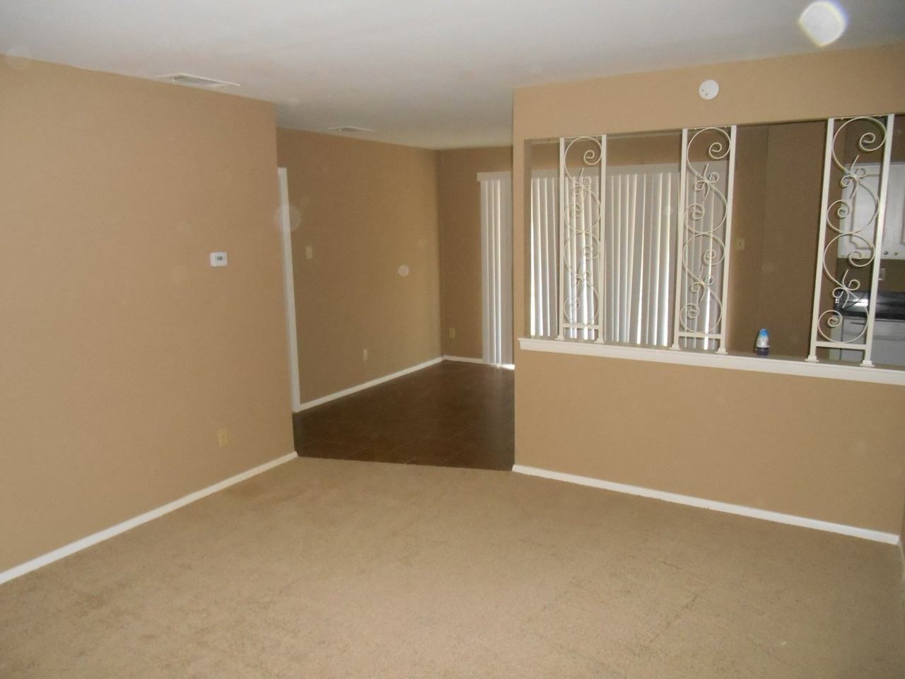 2509 Rutgers Dr - Photo 2 of 10