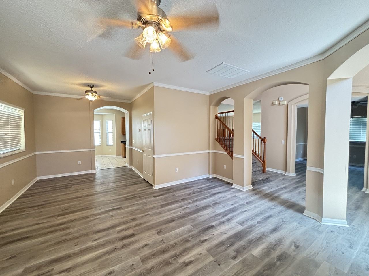 18931 Fishermans Bend Dr - Photo 4 of 23