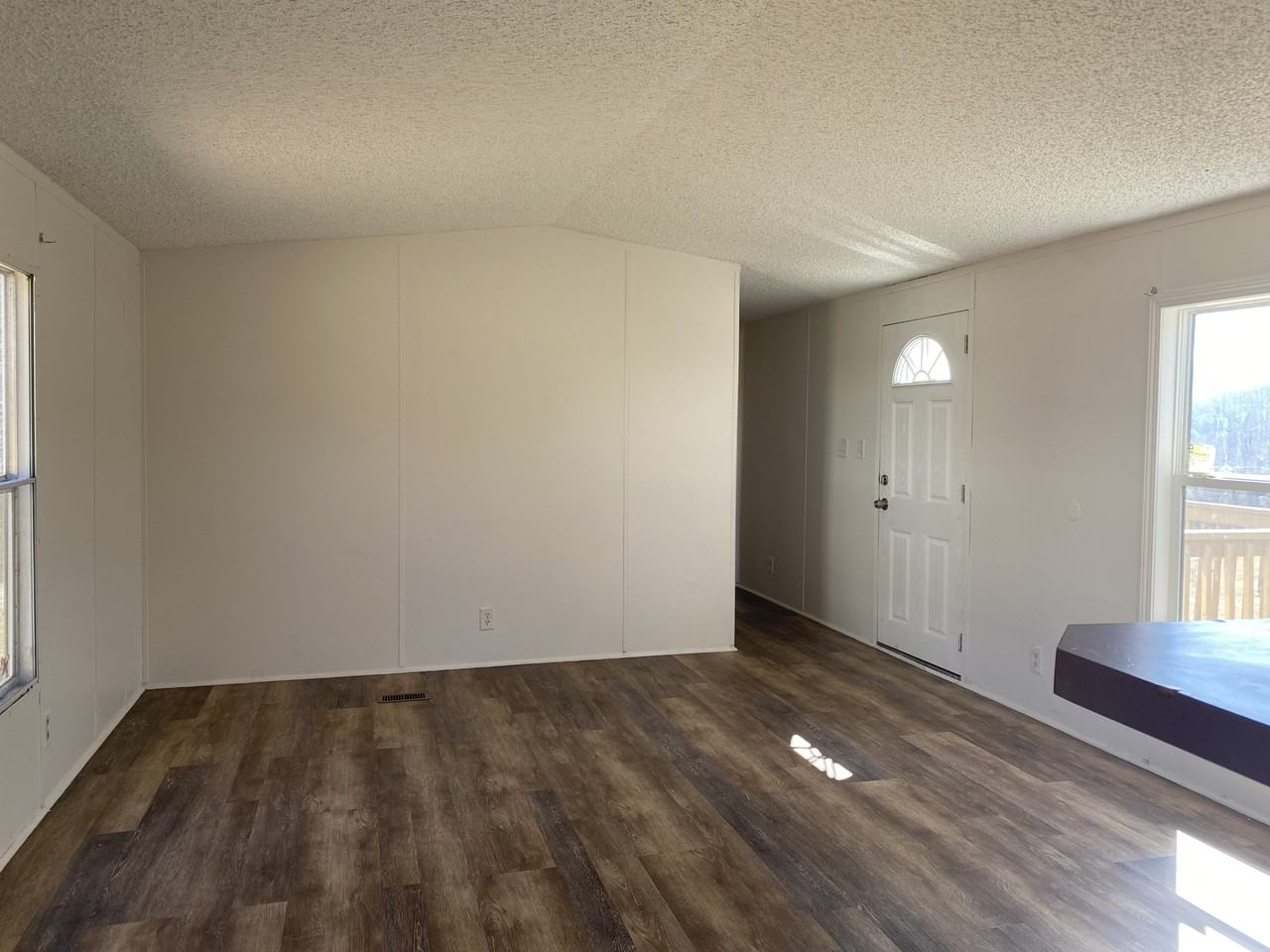 35 Albert Warren Rd - Photo 3 of 18