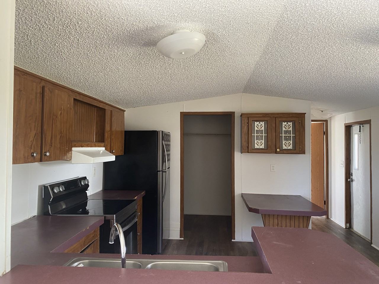 35 Albert Warren Rd - Photo 4 of 18