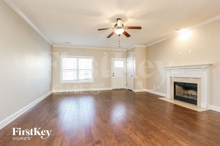 1032 Henry Place Blvd - Photo 3 of 15