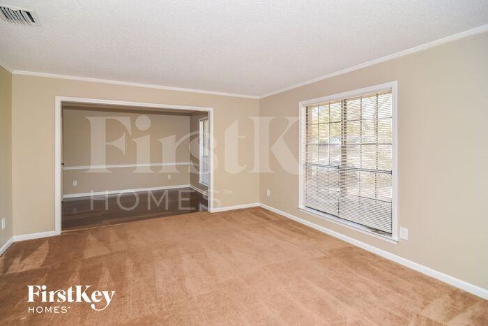 5629 Bartlett Grove Rd - Photo 2 of 15