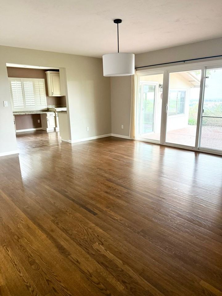 6066 Madra Ave - Photo 2 of 18