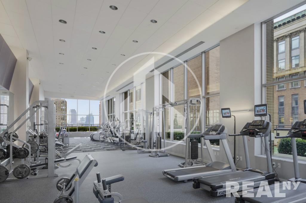 Washington St #17N - Photo 5 of 6