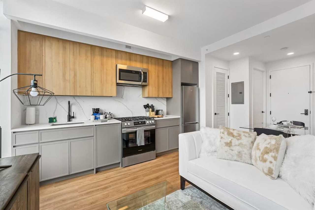 2286 Cropsey Ave #1056671P - Photo 4 of 29