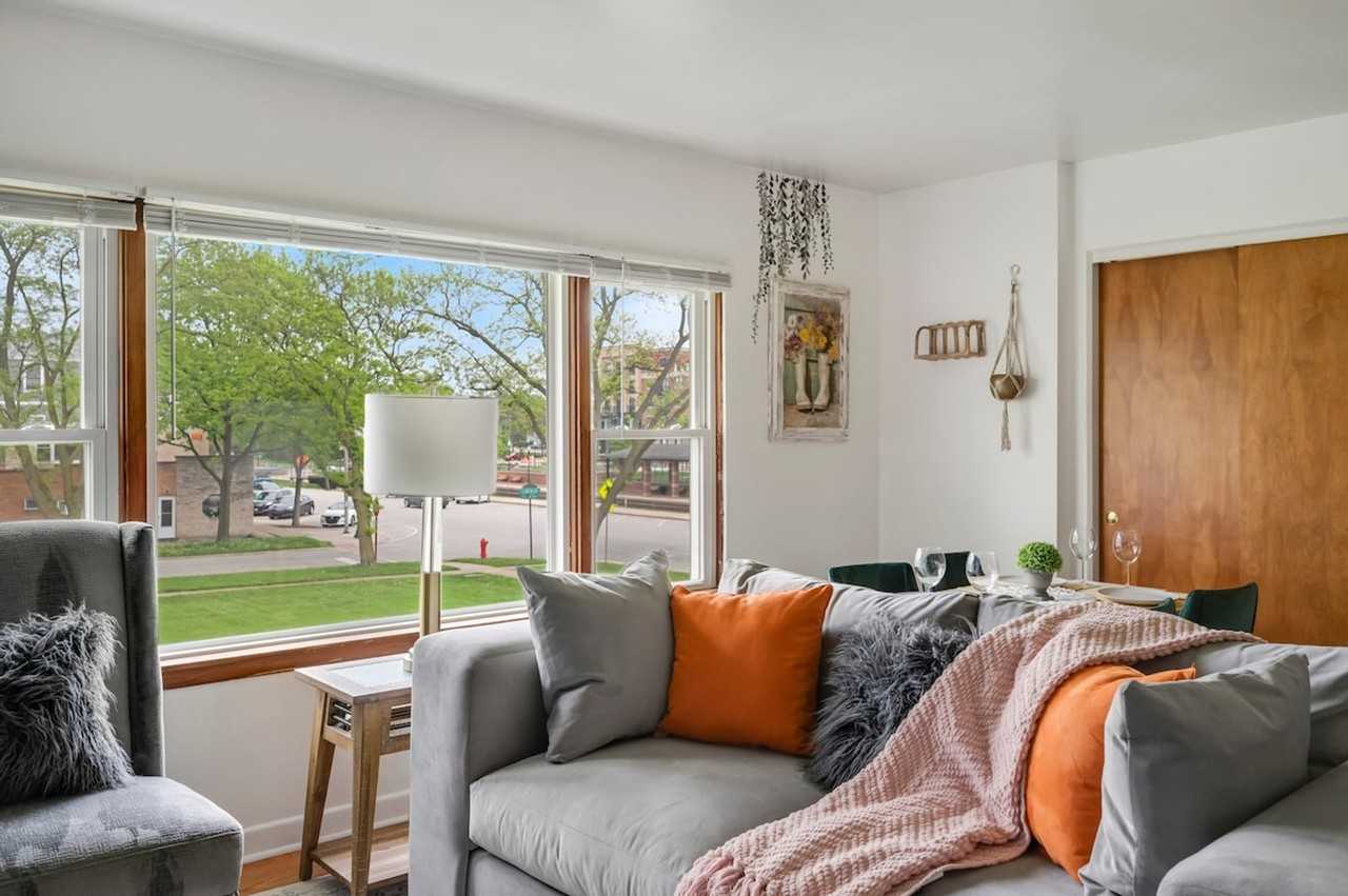 26 W Burlington Ave #1026690P - Photo 7 of 17